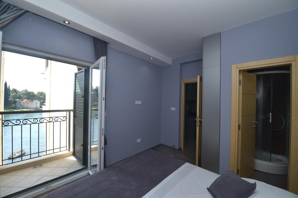 Pontus Luxury Apartments ติวัต ภายนอก รูปภาพ